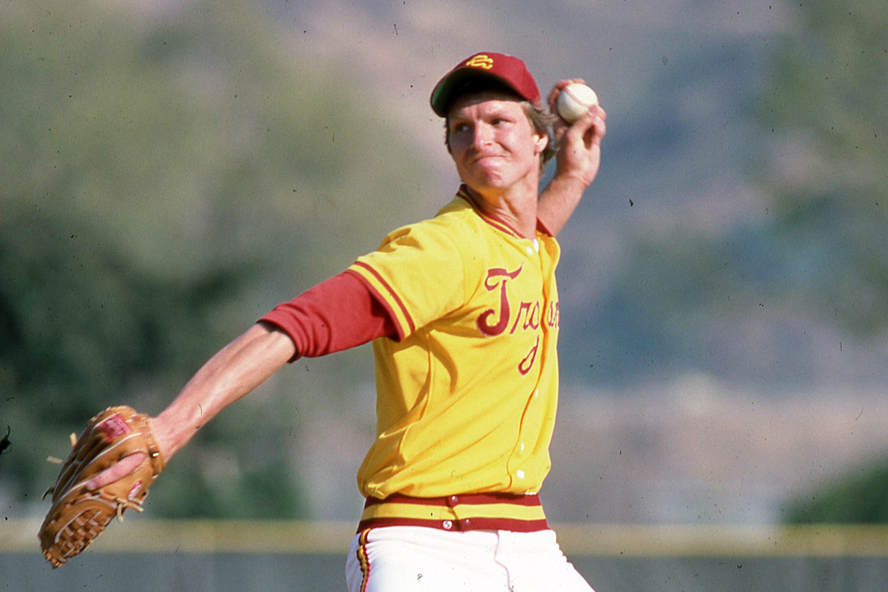 Randy Johnson pitching for the USC Trojans in 1984 : r/baseball