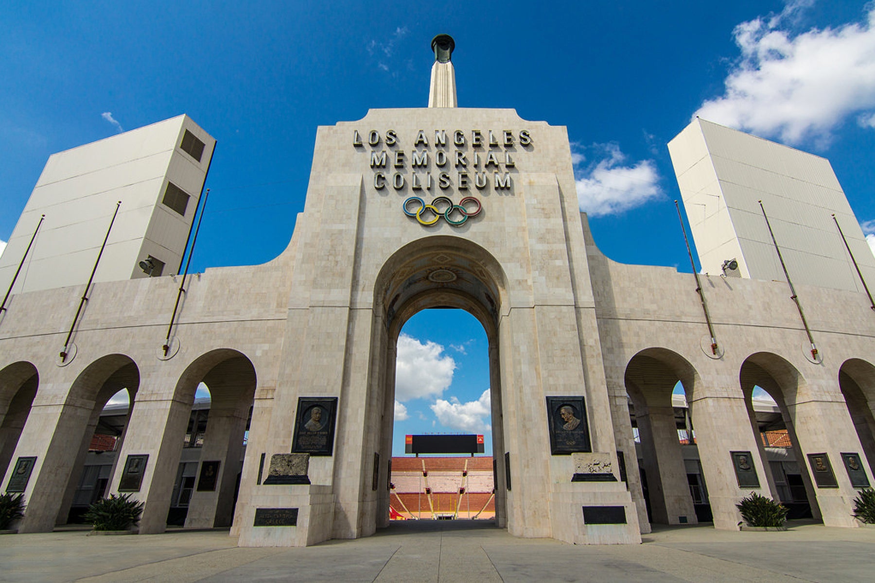 Rams Beat Cardinals in Team's Final Game at L.A. Coliseum Before Heading to  Inglewood Next Season