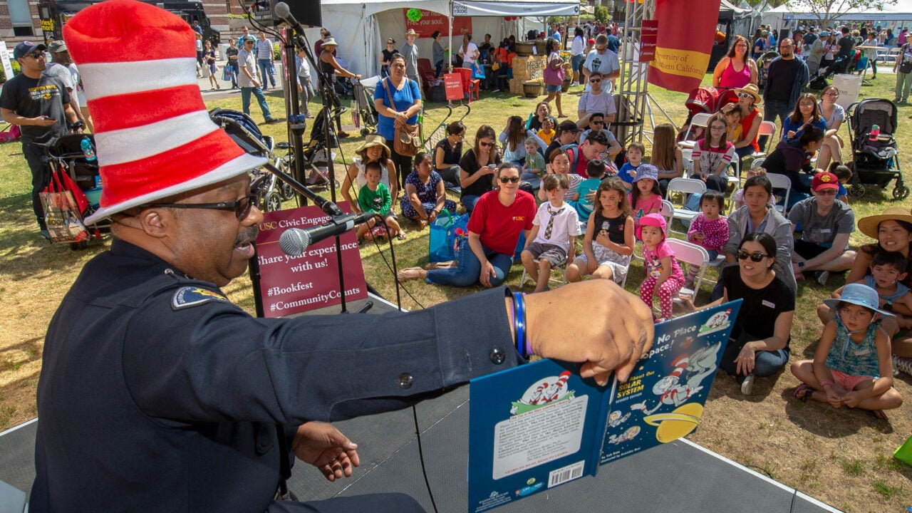 L.A. Times Festival of Books draws bookworms to USC